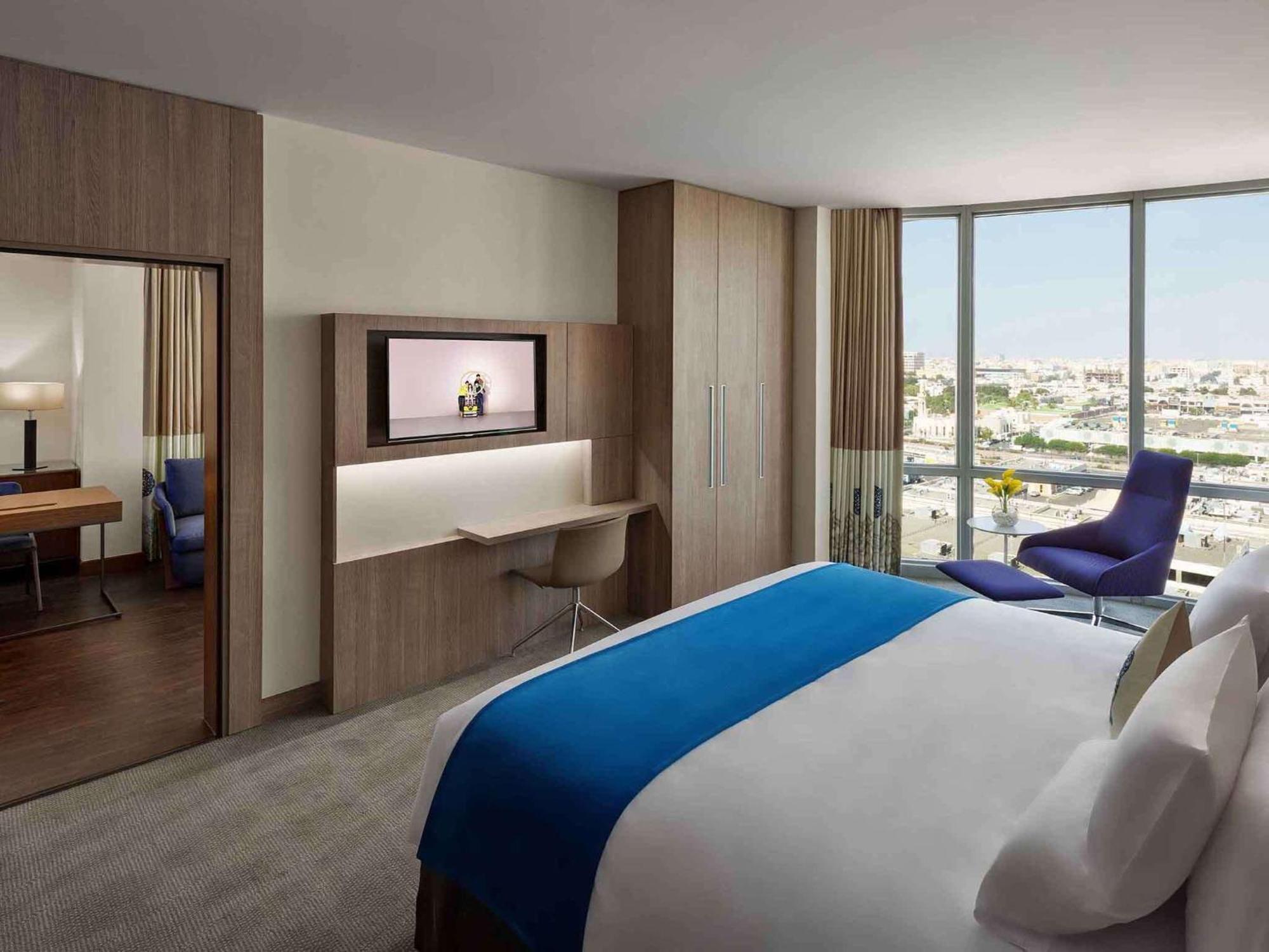 โนโวเทล เจดดาห์ ตะห์เลีย Hotel ภายนอก รูปภาพ