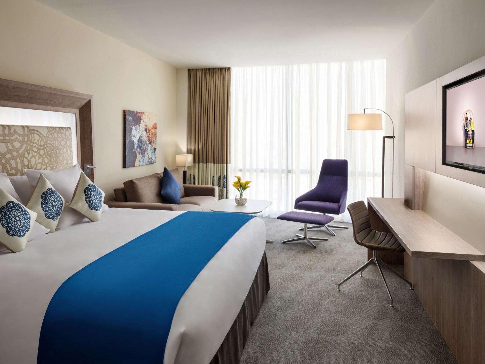 โนโวเทล เจดดาห์ ตะห์เลีย Hotel ภายนอก รูปภาพ